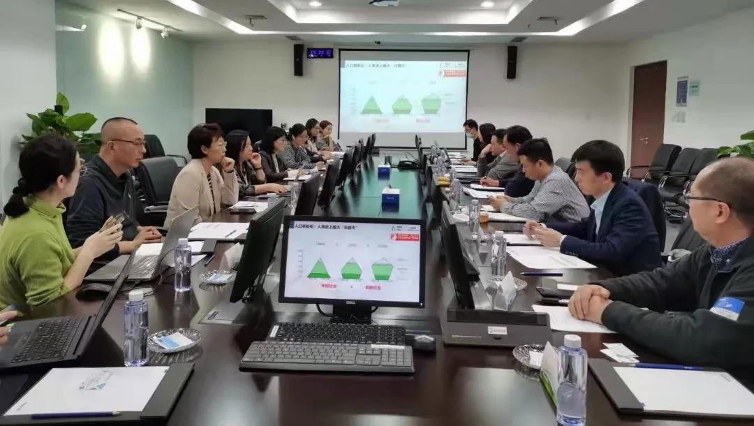 千草家园赵锴出席中关村“消除数字鸿沟，推动智能技术适老化” 主题座谈会(图2)