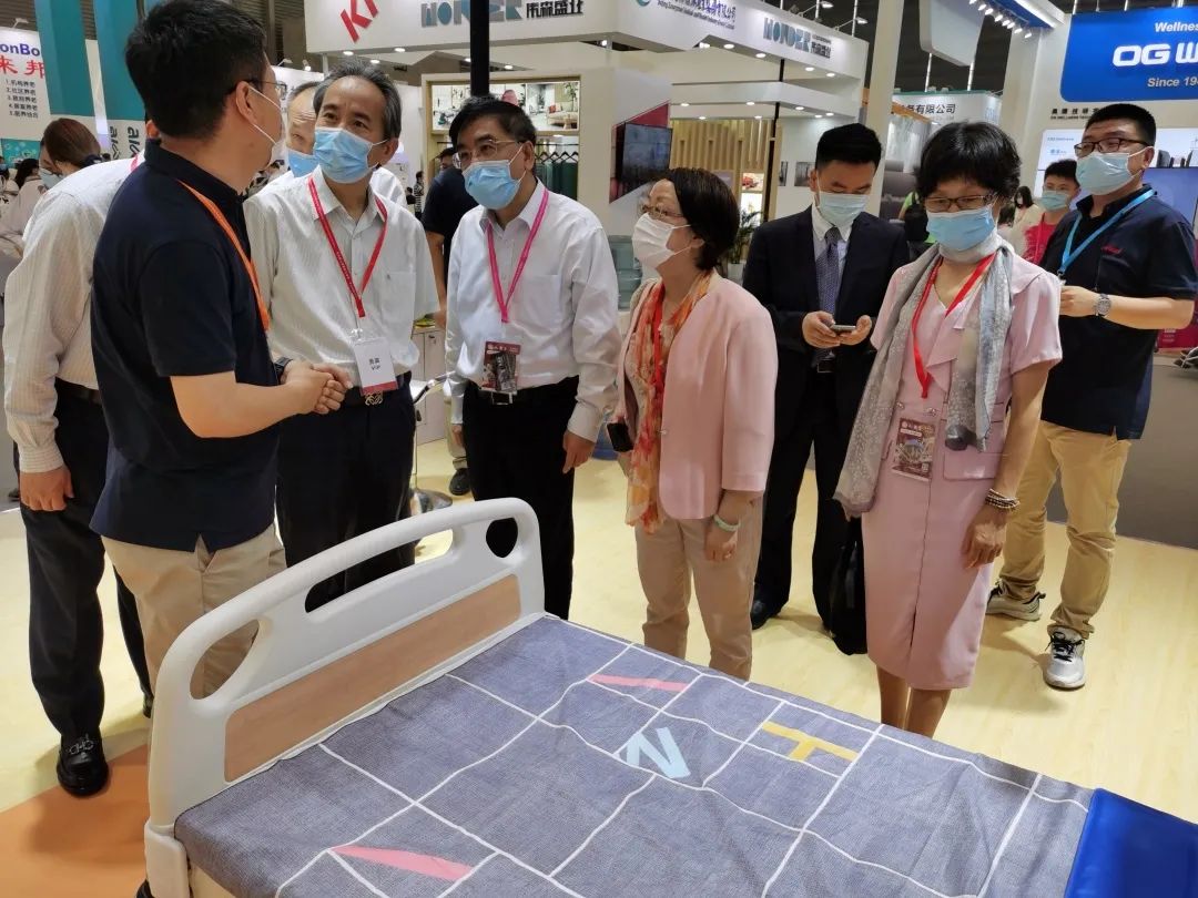 千草家园，“智”在何处？上海市政协人资环建委开展专题考察(图2)